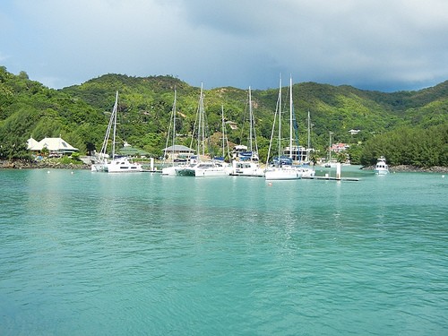 catamaran aux Seychelles